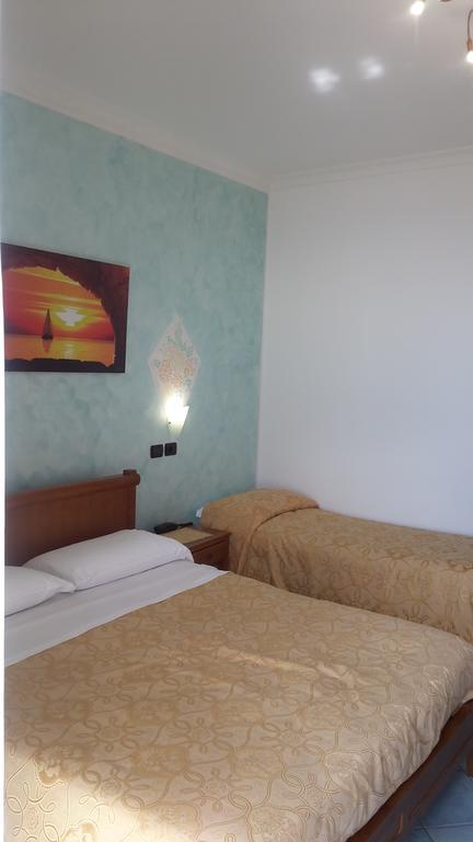 Agriturismo Mare E Monti 아제롤라 외부 사진