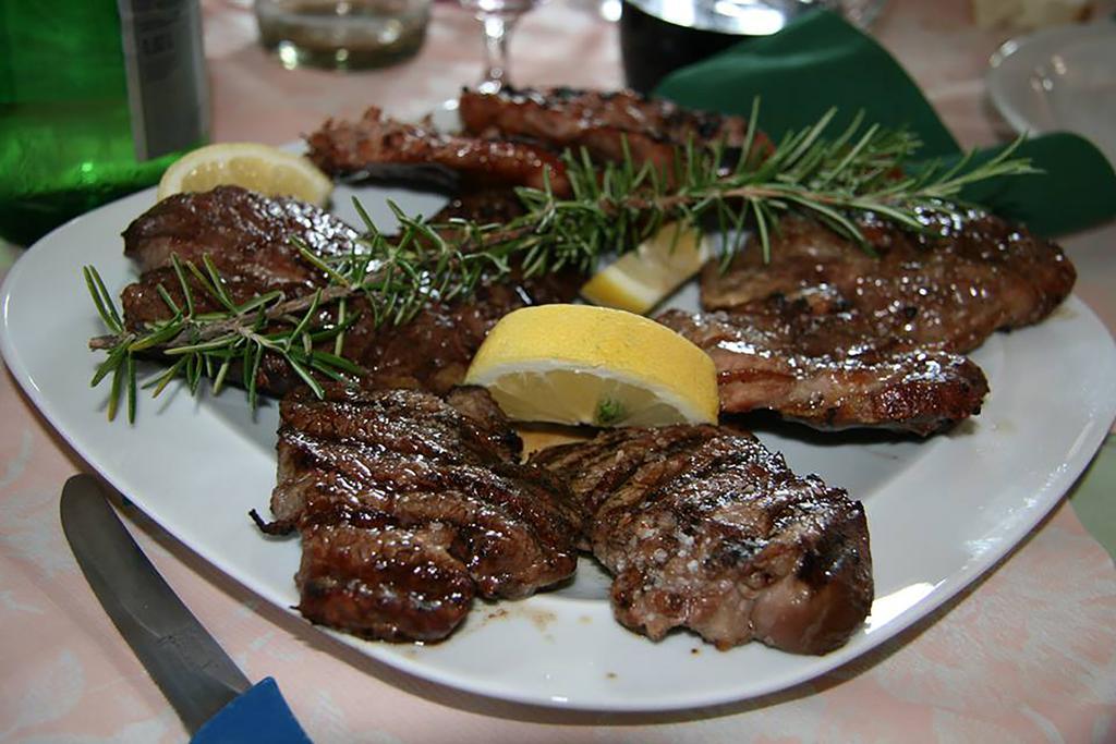 Agriturismo Mare E Monti 아제롤라 외부 사진